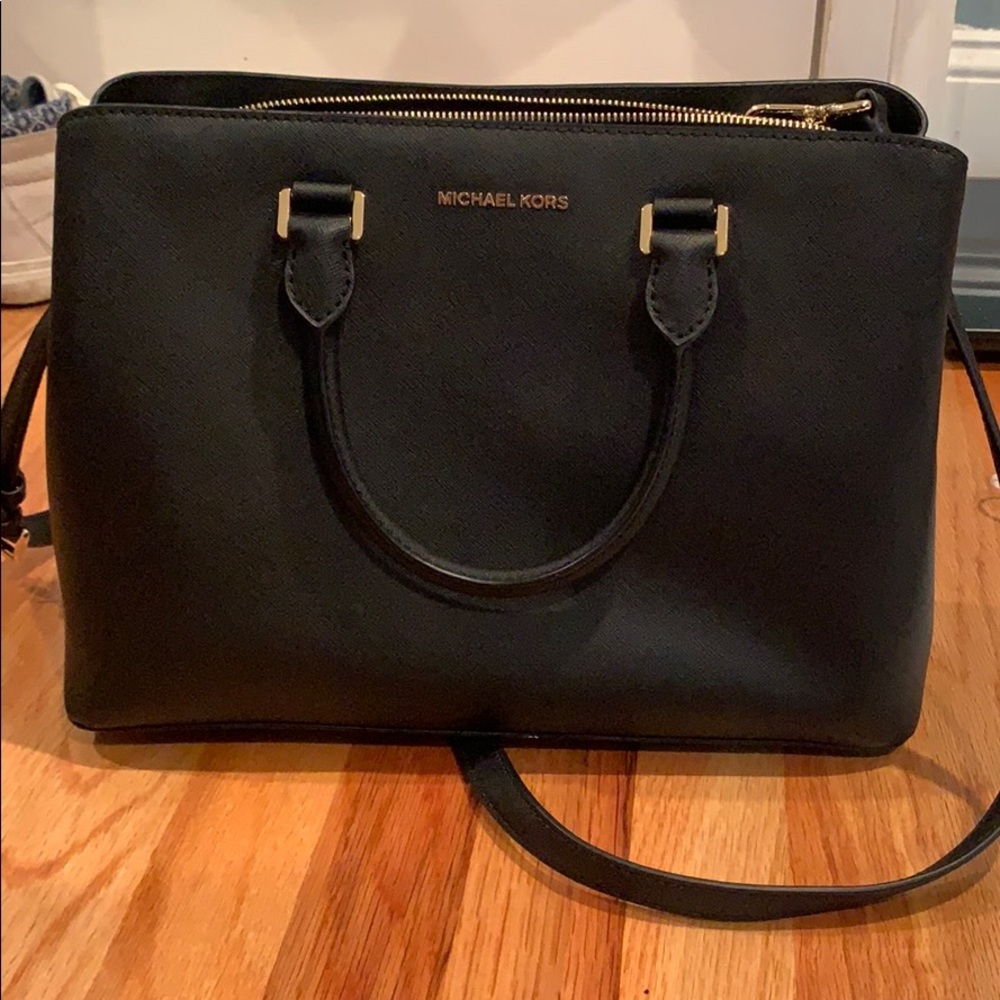 NEW MICHAEL KORS BAG - MINT CONDITION